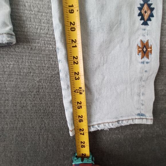 Driftwood Gizelle Jeans Womens 30x27 Blue Embroidered Distressed Boho Light Wash - Picture 8 of 13